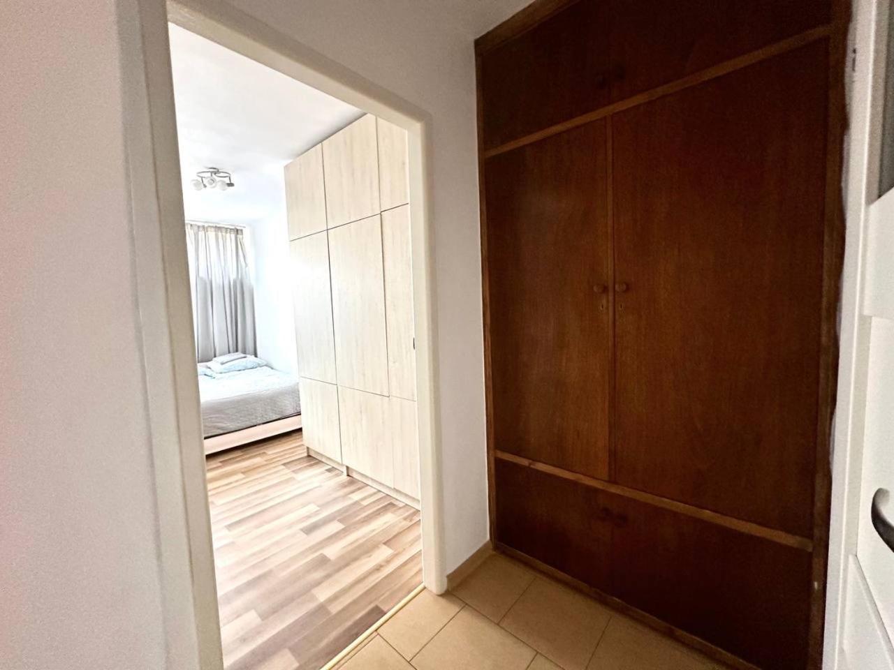 Ohmyhome - Park Mirowski Apartment Warschau Exterior foto